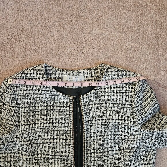 TAHARI Arthur Levine Coat/Jacket White & Black w/Pearls & Metallic Fibers Sz 12 - Picture 9 of 11